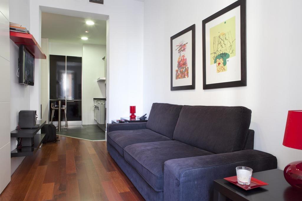 Modern Flats In Justicia By Allo Housing Madri Quarto foto
