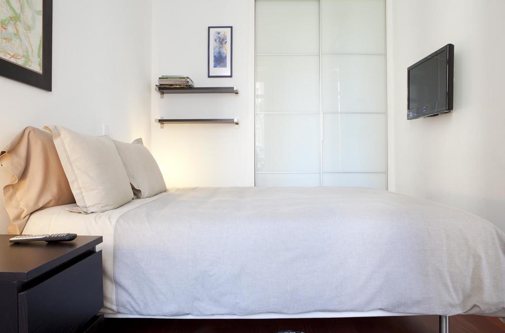 Modern Flats In Justicia By Allo Housing Madri Quarto foto