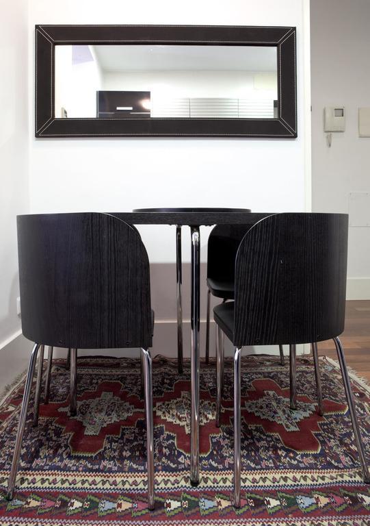 Modern Flats In Justicia By Allo Housing Madri Quarto foto