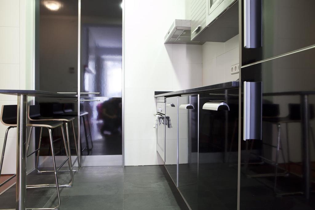 Modern Flats In Justicia By Allo Housing Madri Quarto foto